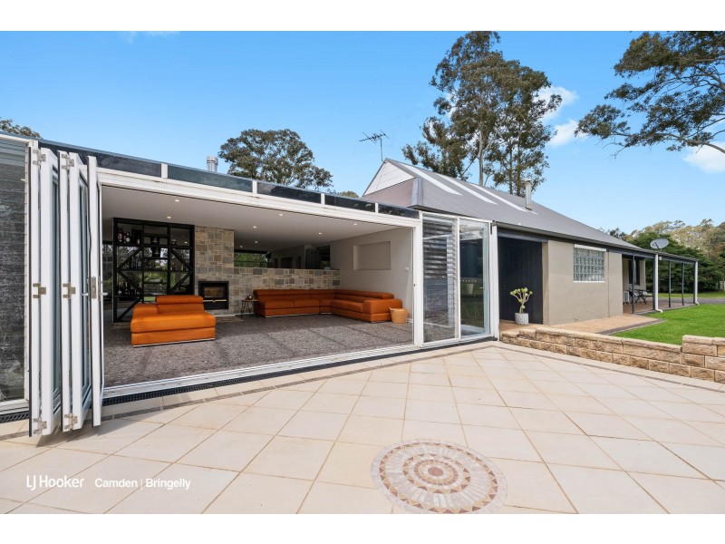 70 Kundabung Street, Belimbla Park NSW 2570