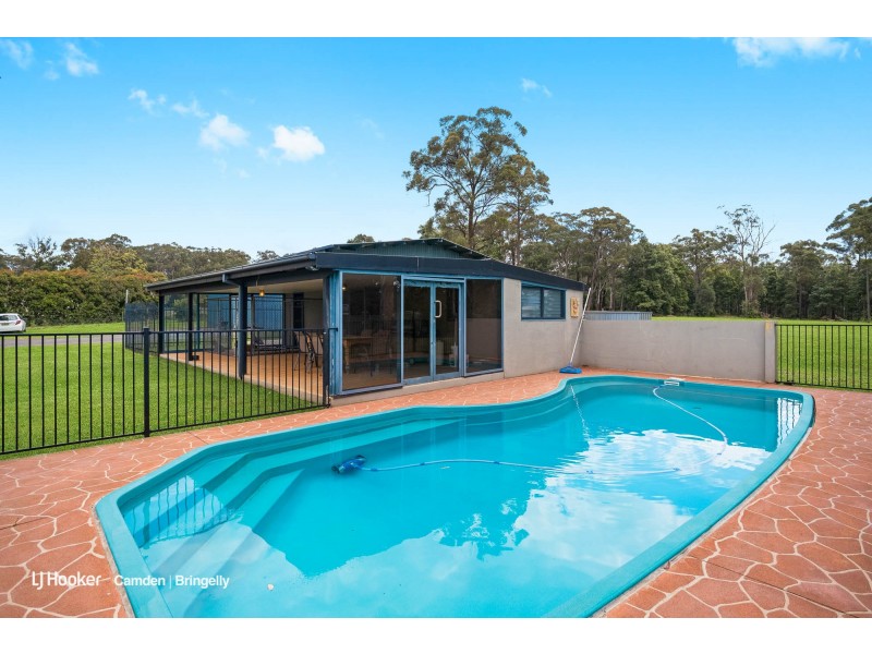 70 Kundabung Street, Belimbla Park NSW 2570