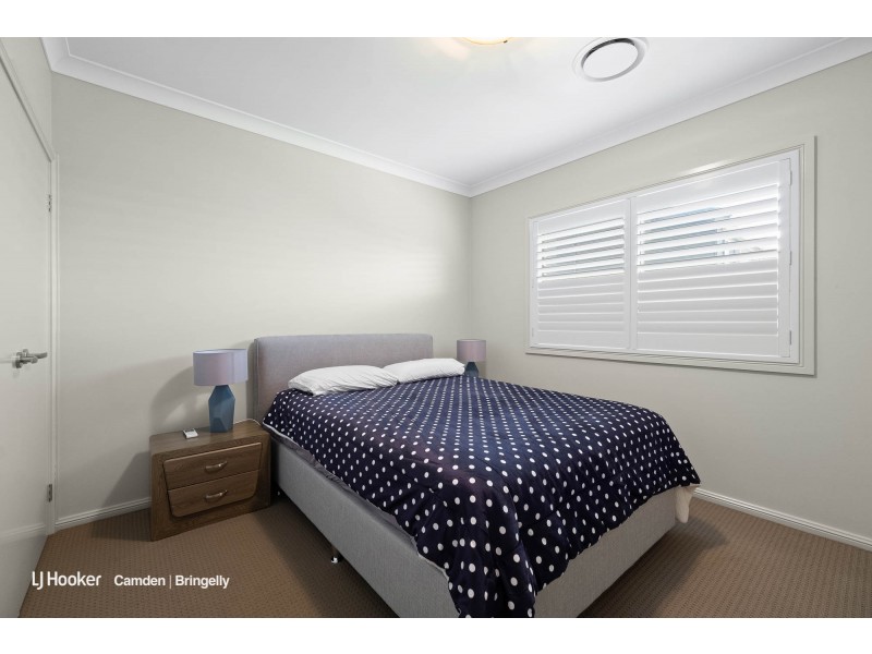 12 Howard Loop, Oran Park NSW 2570