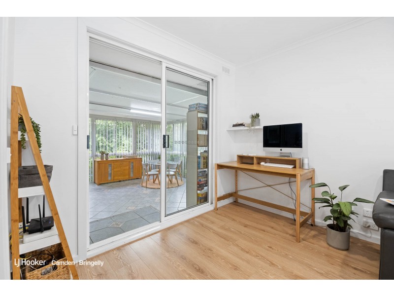 22 Mantalini Street, Ambarvale NSW 2560