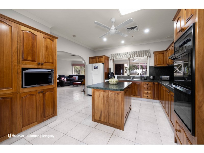 13 McAuliffe Place, Silverdale NSW 2752