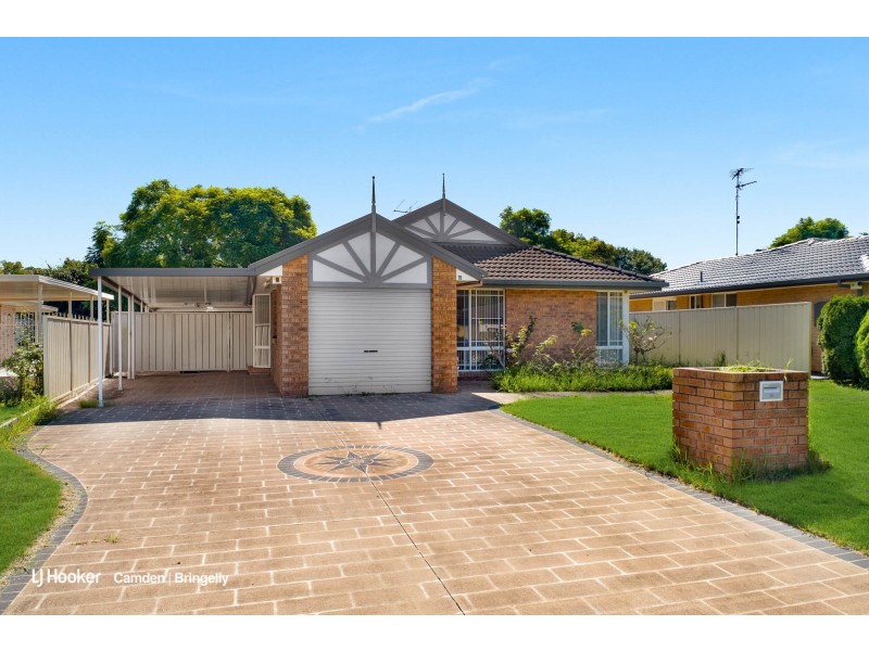 19 Watkins Crescent, Currans Hill NSW 2567