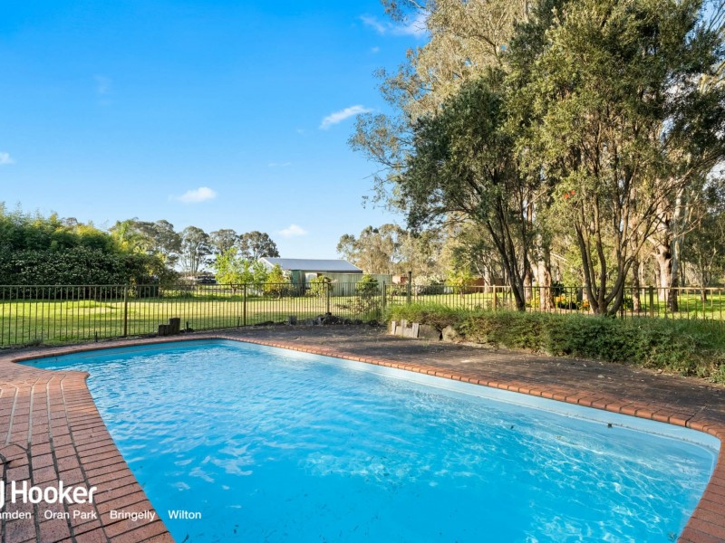 111 Jersey Road, Bringelly NSW 2556