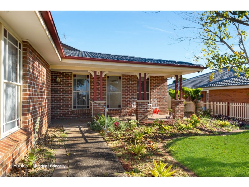 24 Cashmere Drive, Elderslie NSW 2570