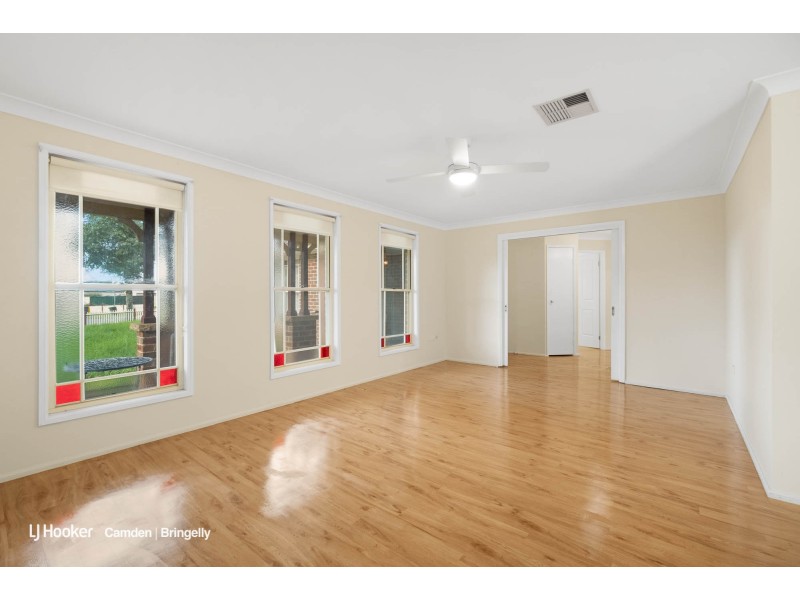 24 Cashmere Drive, Elderslie NSW 2570