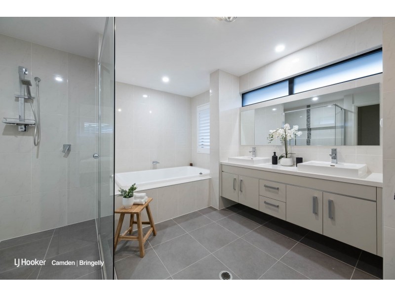 53 Underwood Circuit, Harrington Park NSW 2567