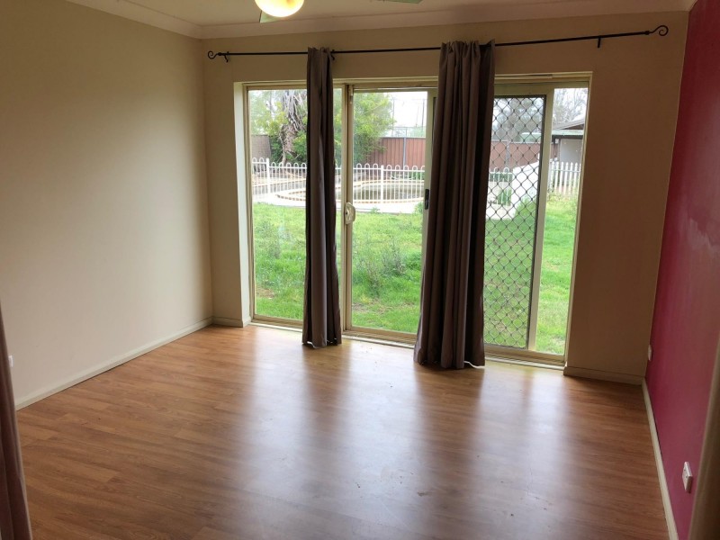 60 Devonshire Road, Rossmore NSW 2557