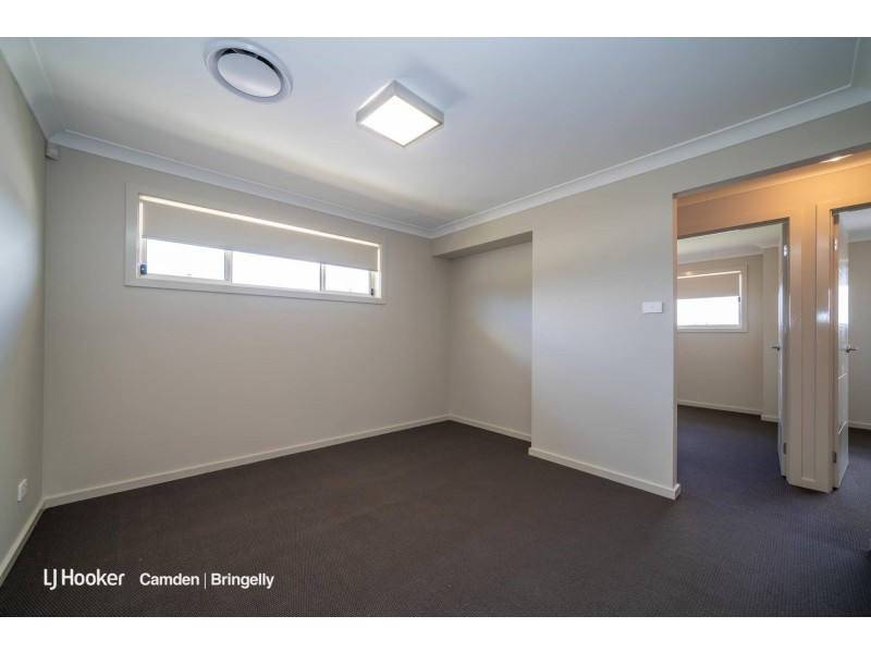 17 Doubletail Lane, Denham Court NSW 2565