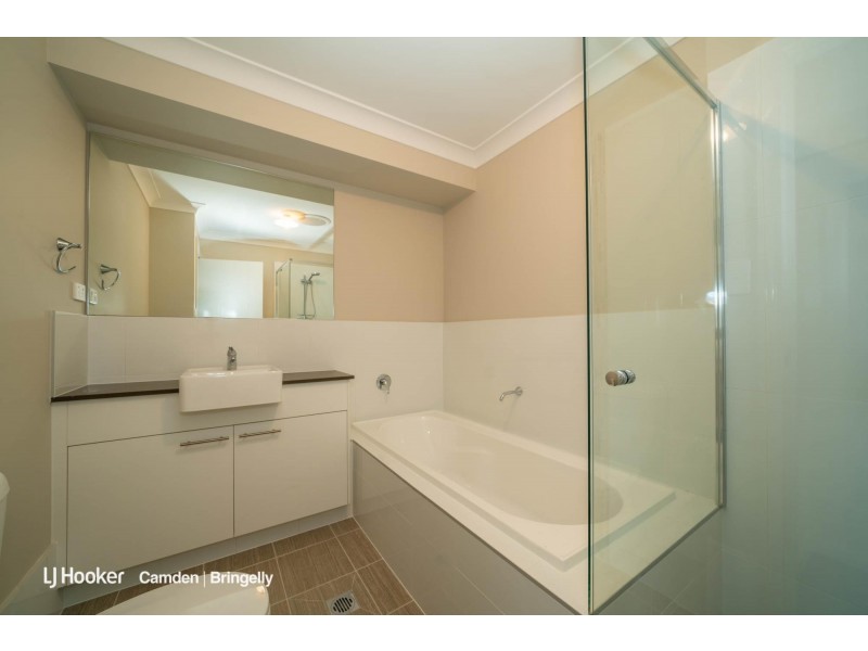 17 Doubletail Lane, Denham Court NSW 2565
