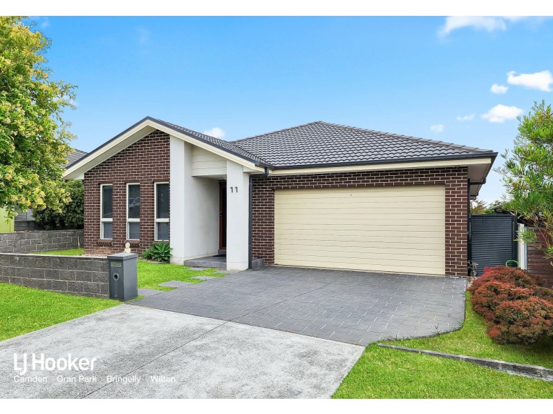 11 Geoghegan Circuit, Oran Park NSW 2570