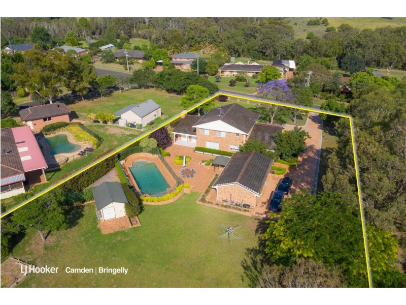 28 Sickles Drive, Grasmere NSW 2570