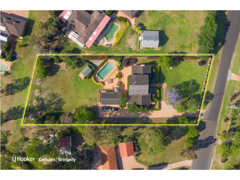 28 Sickles Drive, Grasmere NSW 2570