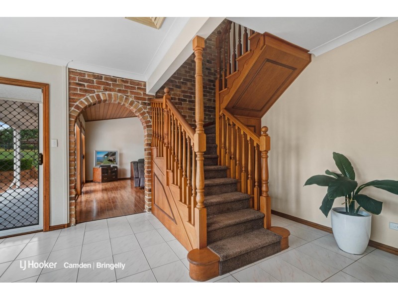 28 Sickles Drive, Grasmere NSW 2570