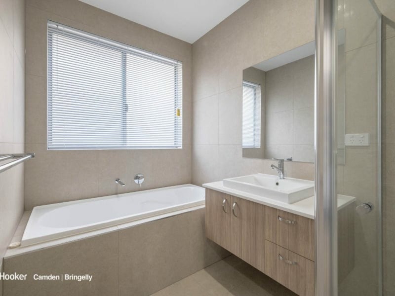 86 Healy Avenue, Gregory Hills NSW 2557