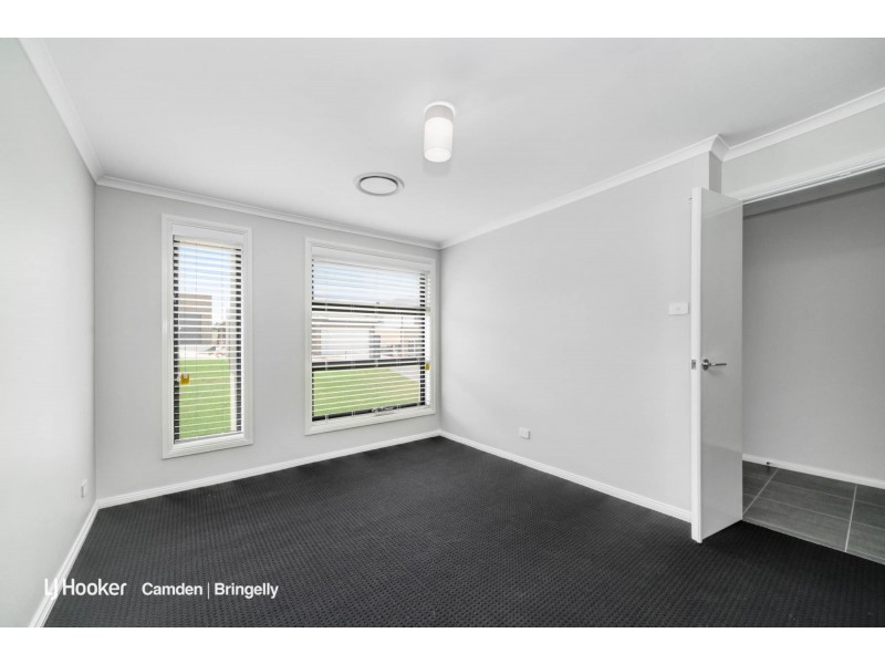 42 Jennings Crescent, Spring Farm NSW 2570