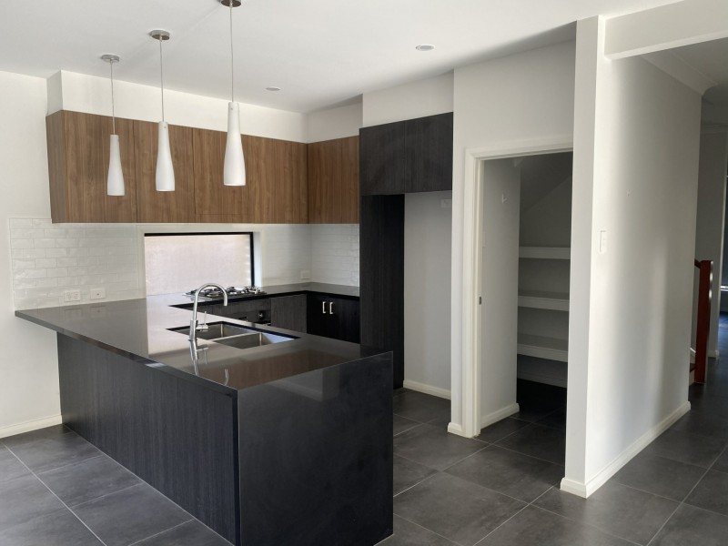 112 Poulton Terrace, Campbelltown NSW 2560