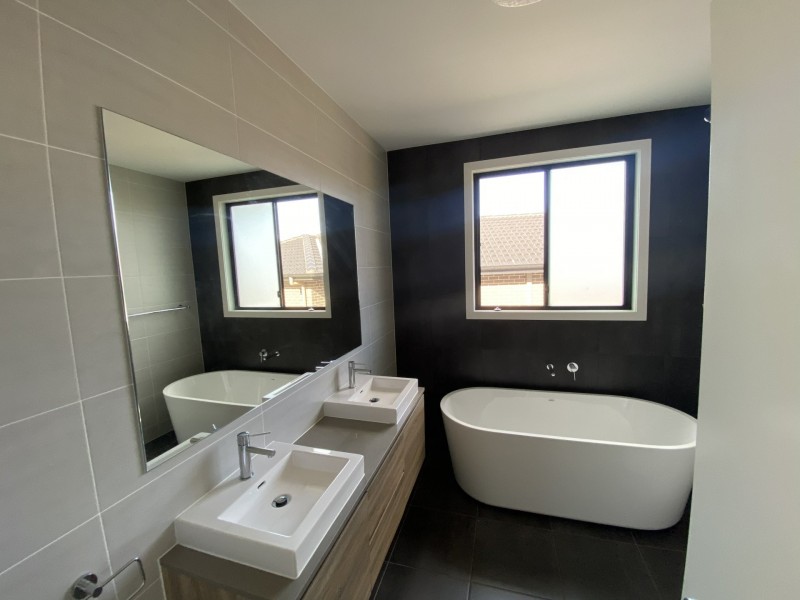 112 Poulton Terrace, Campbelltown NSW 2560