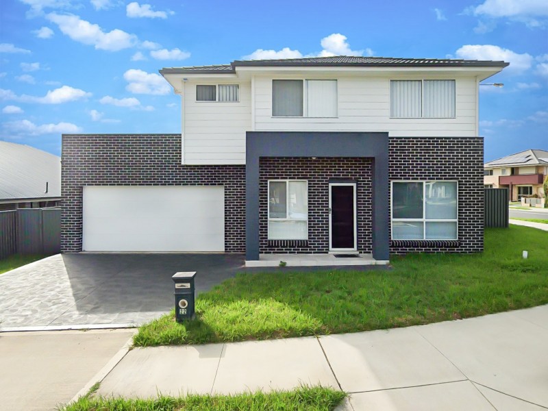 22 Evans Street, Oran Park NSW 2570