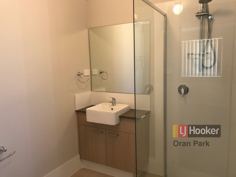 22 Evans Street, Oran Park NSW 2570