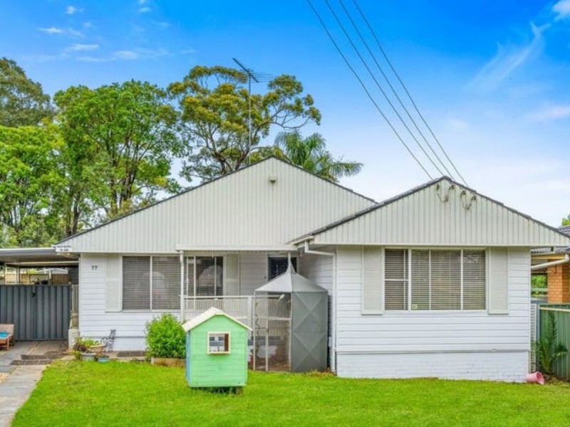77 Brudenell Avenue, Leumeah NSW 2560