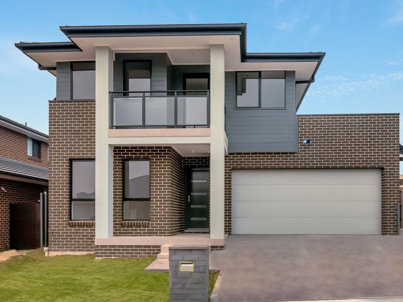7A Faithful Street, Oran Park NSW 2570
