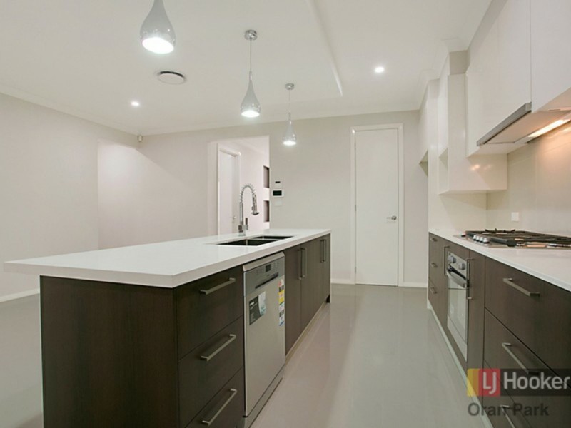 10A Weldon Street, Oran Park NSW 2570
