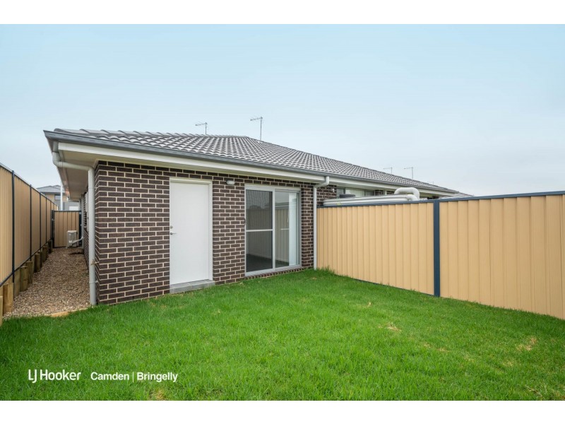 28A Manchuria Road, Edmondson Park NSW 2174