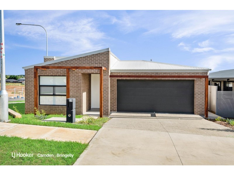 21 Battam Road, Gregory Hills NSW 2557