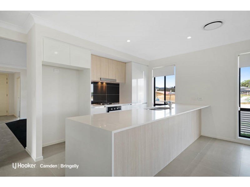 21 Battam Road, Gregory Hills NSW 2557