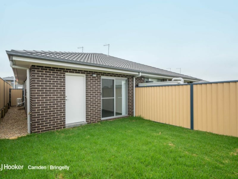 28A Manchuria Road, Edmondson Park NSW 2174