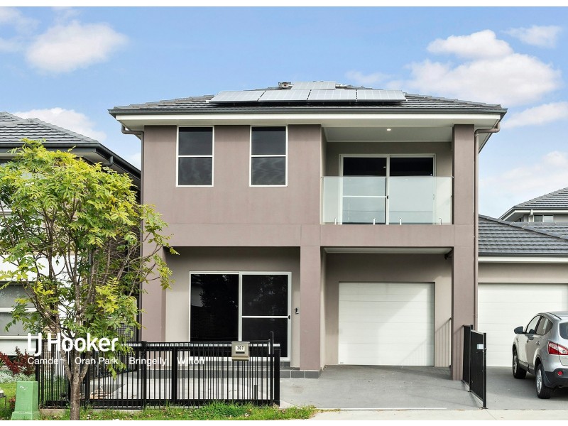 307 South Circuit, Oran Park NSW 2570