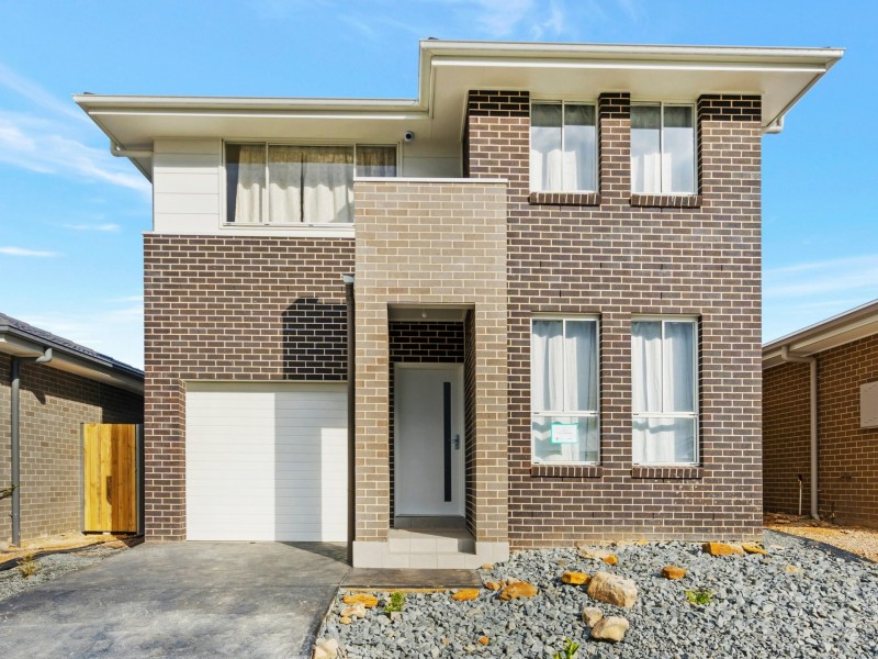 12B Fleece Loop, Oran Park NSW 2570
