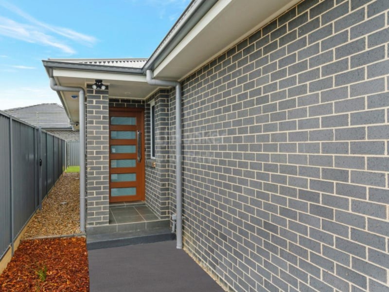 19B Sainsbury Road, Catherine Field NSW 2557