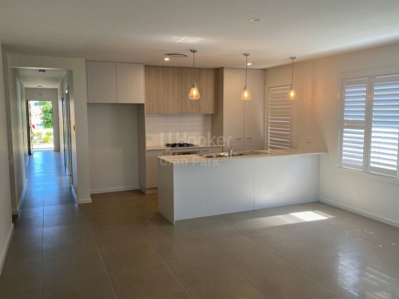 62 Hinton Loop, Oran Park NSW 2570