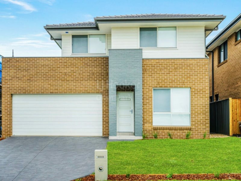 12 Wheat Street, Oran Park NSW 2570