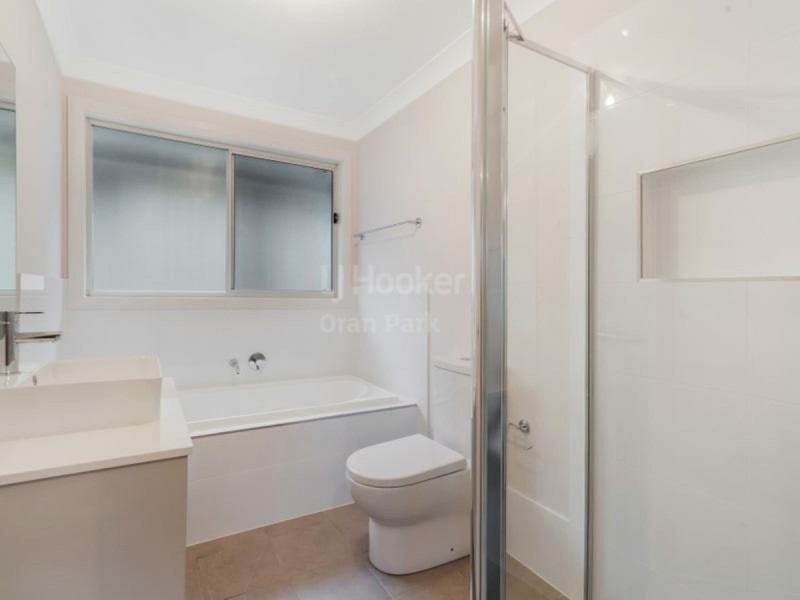 12 Wheat Street, Oran Park NSW 2570