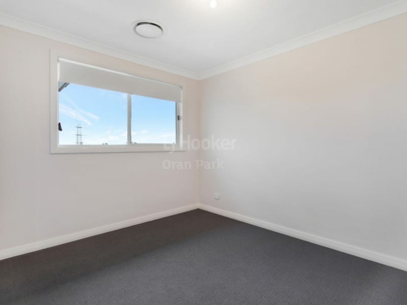 12 Wheat Street, Oran Park NSW 2570