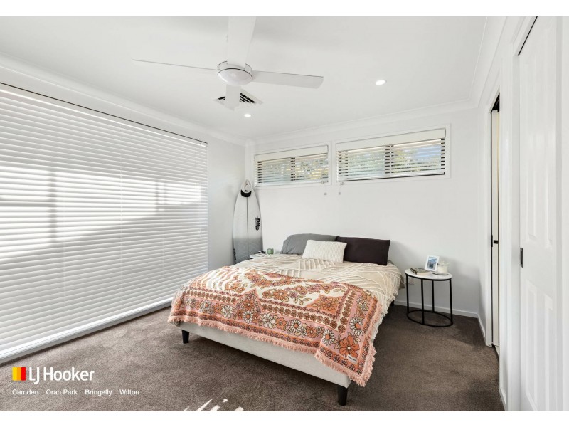 8 Forrest Crescent, Camden NSW 2570