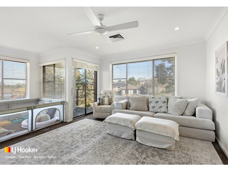 8 Forrest Crescent, Camden NSW 2570