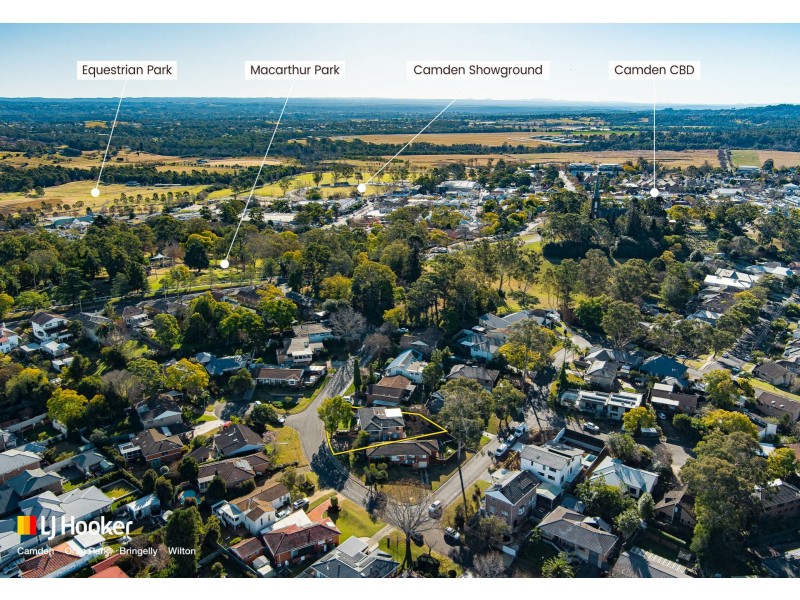 8 Forrest Crescent, Camden NSW 2570