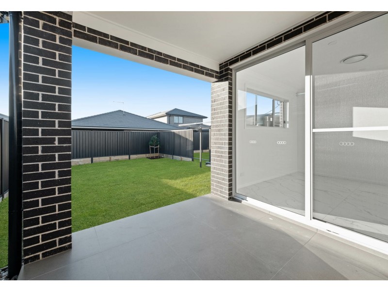 14A Heffernan Street, Catherine Field NSW 2557