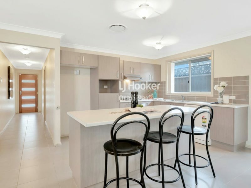 333 South Circuit, Oran Park NSW 2570