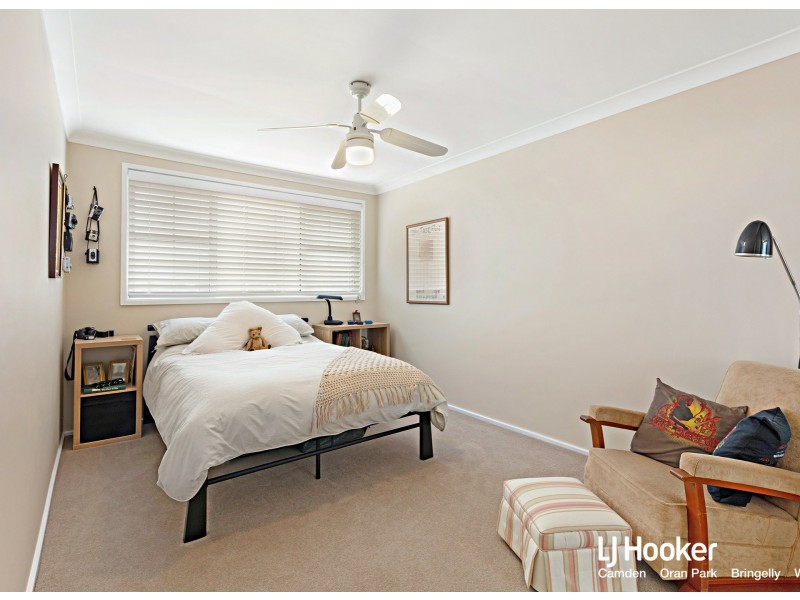 13 Crookston Drive, Camden South NSW 2570