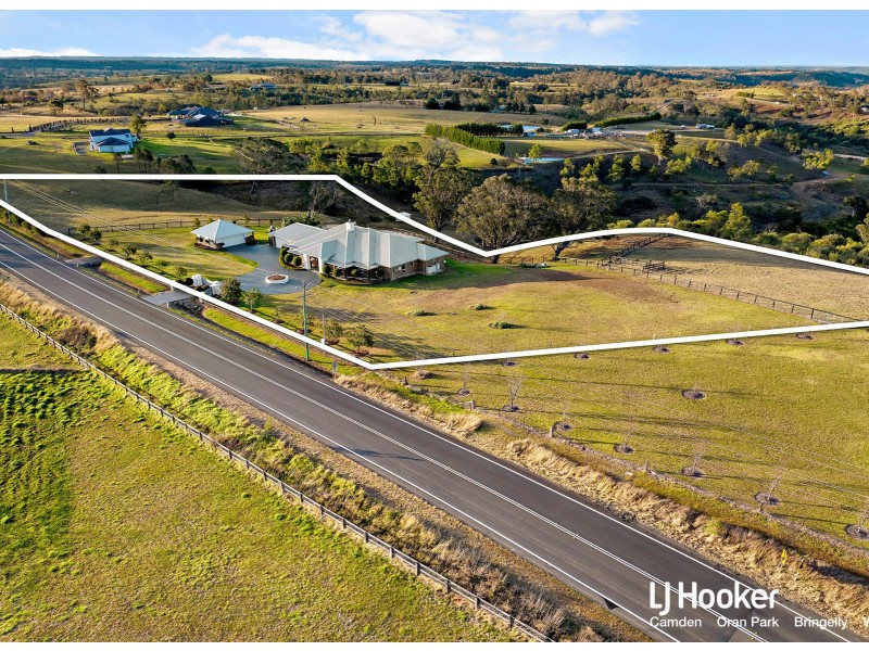 240 Montpelier Drive, The Oaks NSW 2570