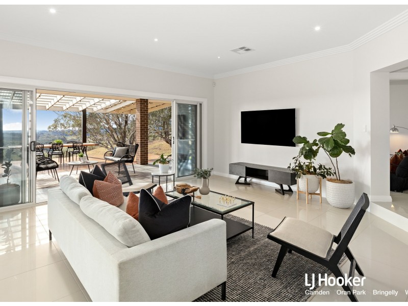240 Montpelier Drive, The Oaks NSW 2570