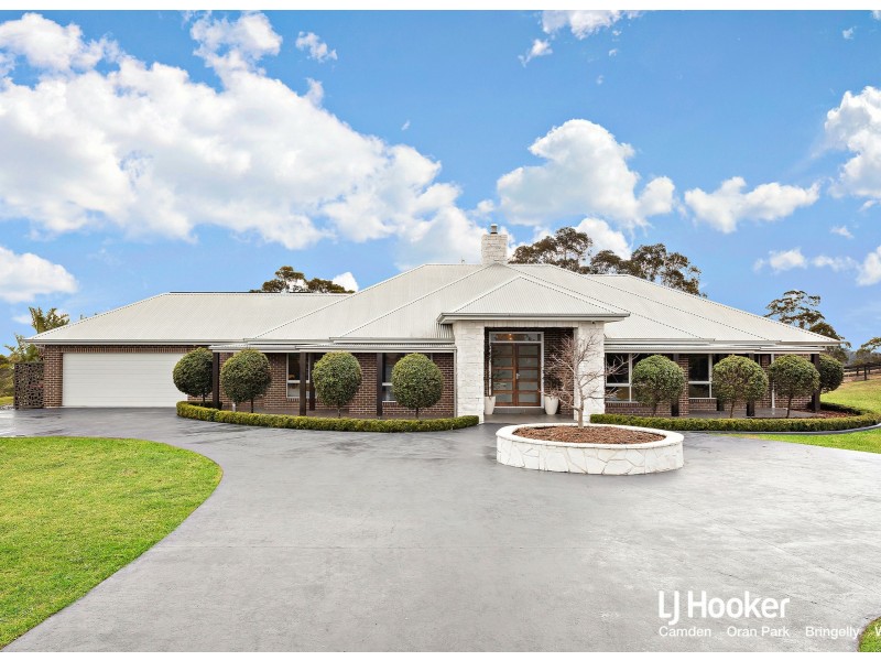 240 Montpelier Drive, The Oaks NSW 2570