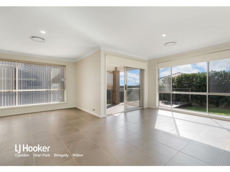 26 Rose Street, Oran Park NSW 2570