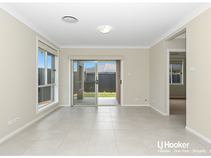 44 Horizon Loop, Oran Park NSW 2570