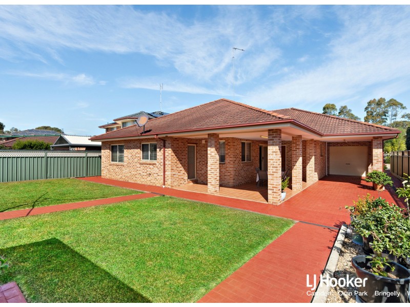 37 Lakeland Circuit, Harrington Park NSW 2567