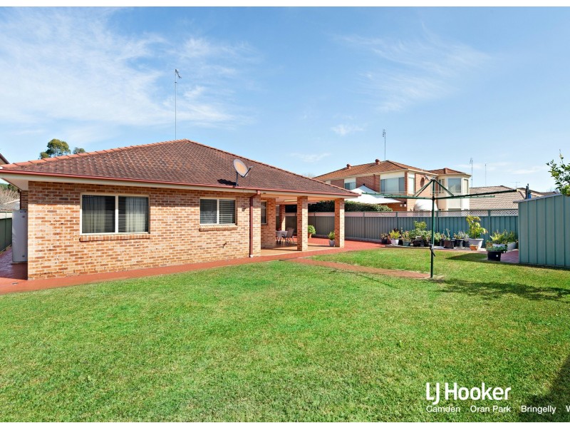 37 Lakeland Circuit, Harrington Park NSW 2567